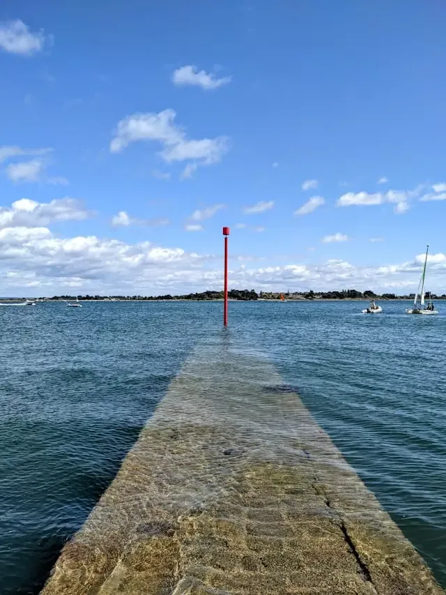 Embarcadère pour ferry